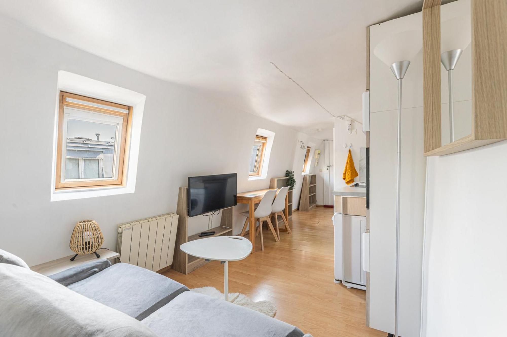 Cozy Near Musee Grevin - N210 Apartment Paris